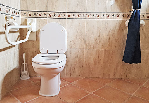 Casa Aguia WC With 1m Space to Right